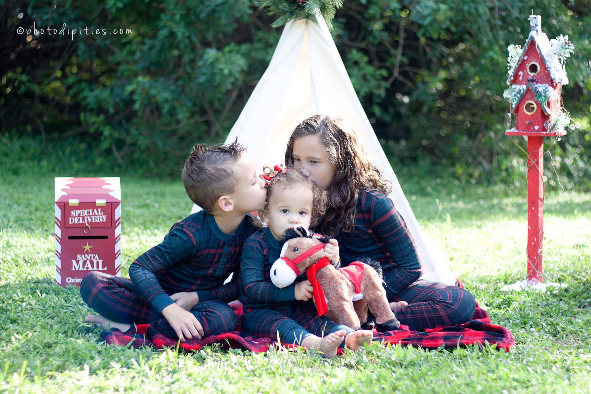 Photodipities Family | Children Photography | Christmas Mini Session