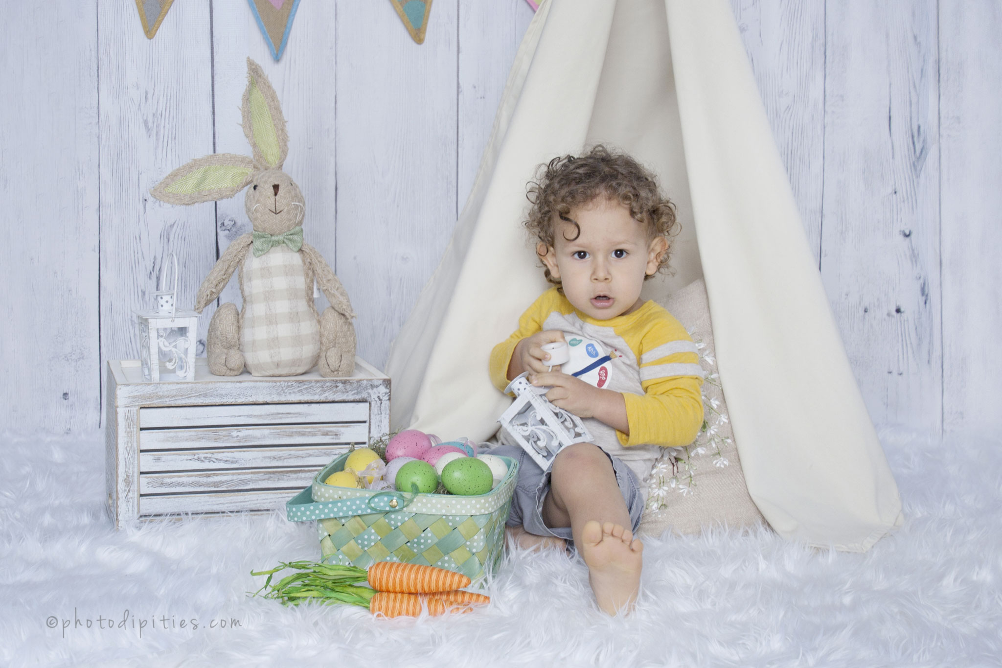 Photodipities Family | Children Easter Photography