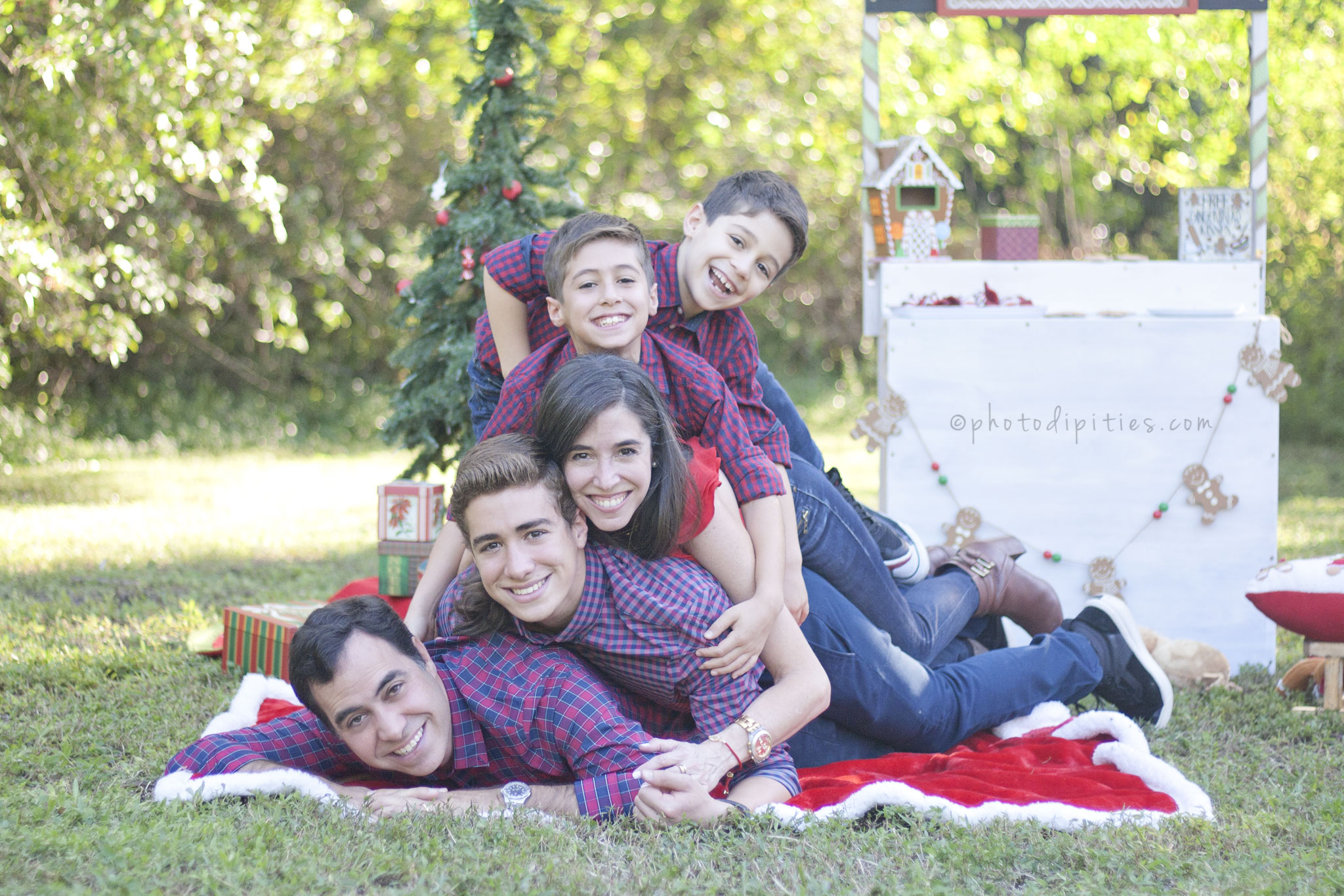 Photodipities Family | Christmas Family Photography