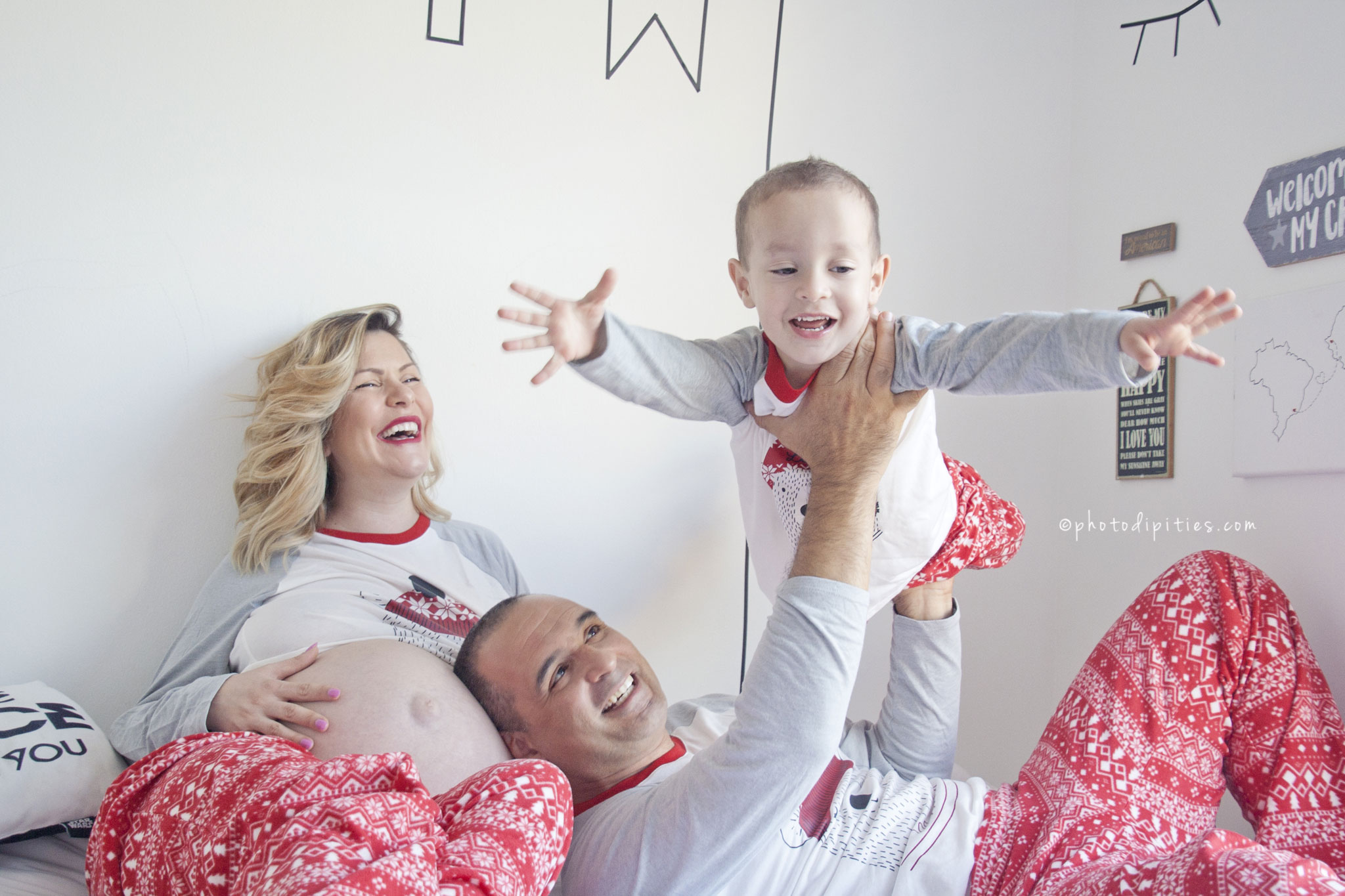 Photodipities Family | Lifestyle Maternity Session